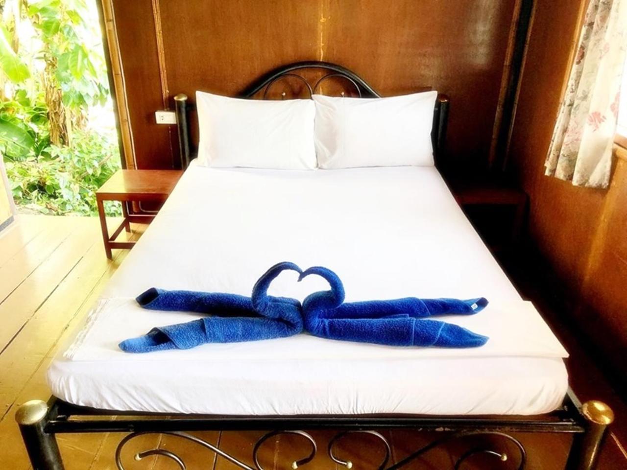 Tapear Resort Kepulauan Phi Phi Bagian luar foto